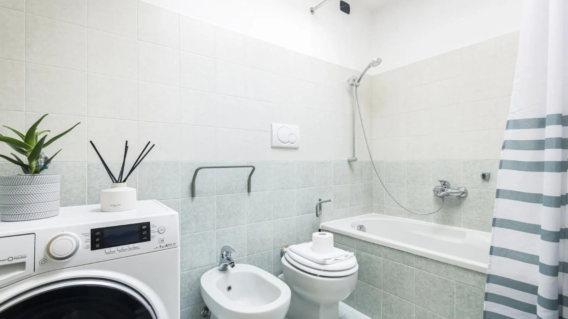 Appartamento Easylife -Accogliente Unita Su Due Livelli A Isola Milano 0*,